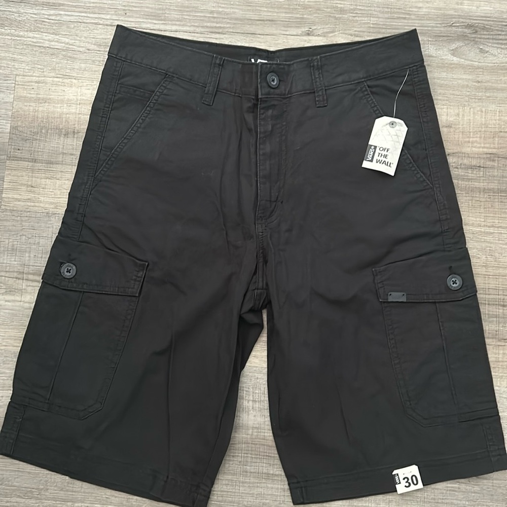 NWT Vans men’s shorts black size 30